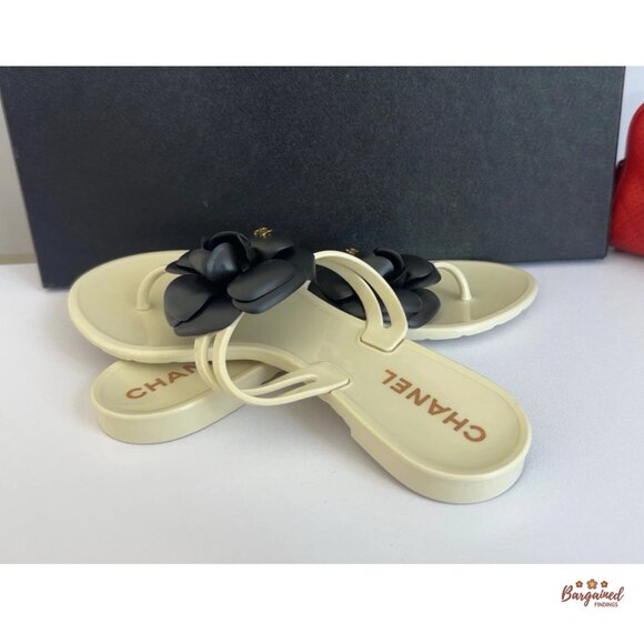 Authentic CHANEL Camellia Flower Ivory Black CC Sandals 36 US 6 - Picture 10 of 11